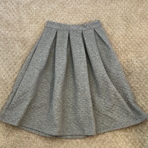 Grey pleated. quilted skirt